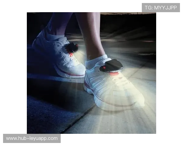 _未来运动装备发布：科技创新引领潮流_，未来科技运动鞋