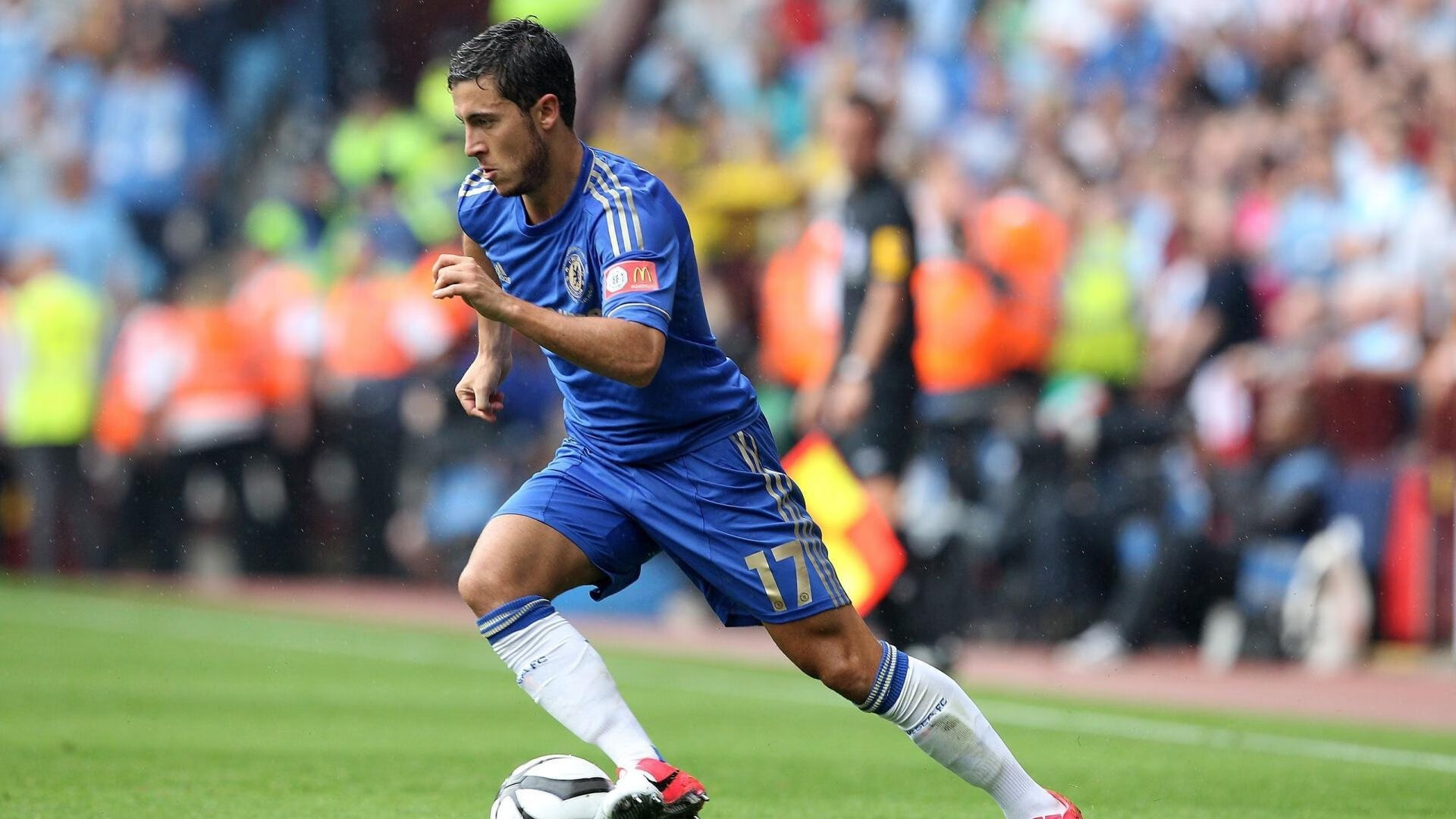 中超联赛中国足球逆袭 球迷点赞全队表现，中超 赞助