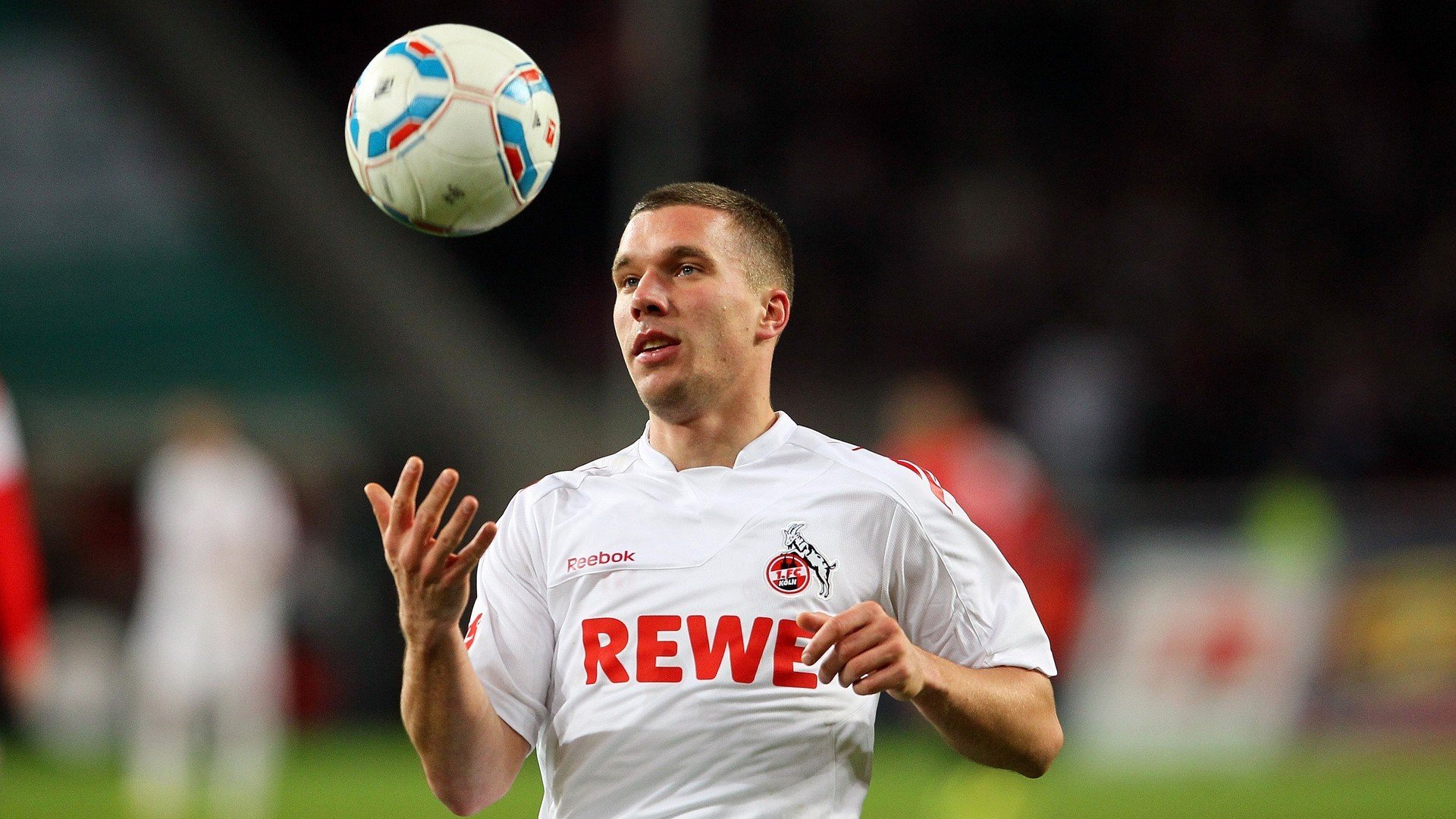 西甲绽放神奇：过人&amp;射门的闪耀瞬间，西甲门将进球